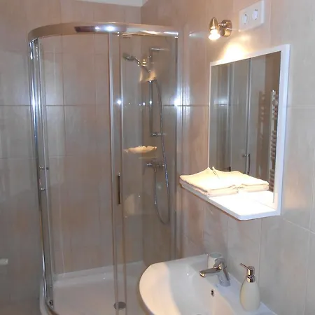 公寓 Diofa Vendeghaz