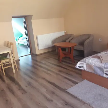 Diofa Vendeghaz 公寓