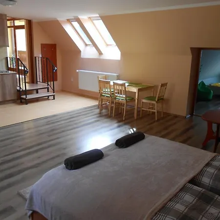 Apartament Diofa Vendeghaz *